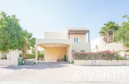 Outdoor House image for: Villa - 4 Bedrooms - 4 Bathrooms for rent in Meadows 1 - Meadows - Dubai, Image 1