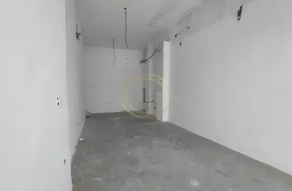 Shop - Studio for rent in Khalifa Street - Central District - Al Ain