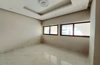 Apartment - 3 Bedrooms - 3 Bathrooms for rent in Hai Al Salama - Central District - Al Ain