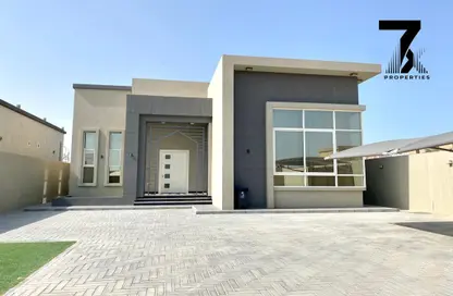 Villa - 3 Bedrooms - 4 Bathrooms for rent in Al Hamra Views - Al Hamra Village - Ras Al Khaimah