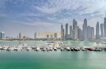 Apartment - 2 Bedrooms - 3 Bathrooms for rent in Marina Vista - EMAAR Beachfront - Dubai Harbour - Dubai