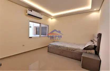 Apartment - 1 Bathroom for rent in Al Qubaisat - Al Mushrif - Abu Dhabi