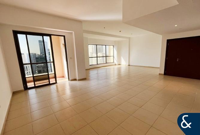 Apartment - 3 Bedrooms - 3 Bathrooms for sale in Rimal 5 - Rimal - Jumeirah Beach Residence - Dubai