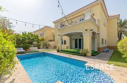 Villa - 3 Bedrooms - 3 Bathrooms for rent in Legacy - Jumeirah Park - Dubai