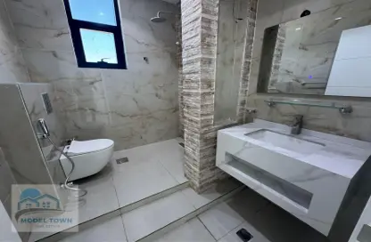 Apartment - 1 Bathroom for rent in Shakhbout City - Abu Dhabi