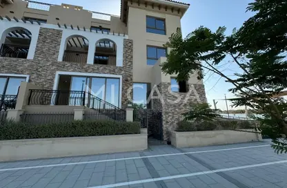 Townhouse - 4 Bedrooms - 5 Bathrooms for rent in Luluat Al Raha - Al Raha Beach - Abu Dhabi