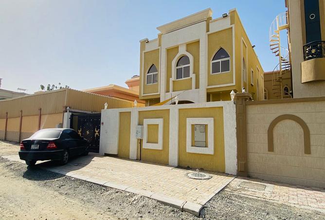 Villa For Rent In Al Mwaihat 2: At The Best Price , A Luxurious And 