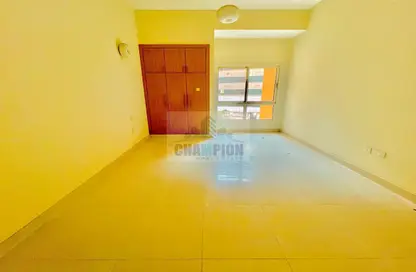 Apartment - 1 Bedroom - 2 Bathrooms for rent in Al Hikma Residence - Dubai Silicon Oasis - Dubai