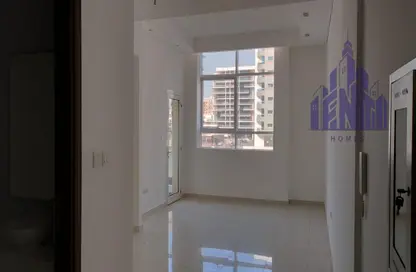 Apartment - 1 Bedroom - 2 Bathrooms for rent in Topaz Residences 3 - Dubai Silicon Oasis - Dubai