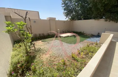 Townhouse - 3 Bedrooms - 3 Bathrooms for rent in Golf Gardens - Khalifa City - Abu Dhabi