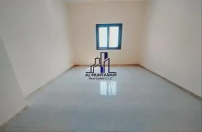 Apartment - 2 Bedrooms - 2 Bathrooms for rent in Al Butina 9 Building - Al Butina - Sharjah