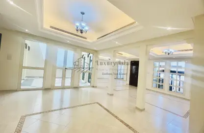 Villa - 5 Bedrooms - 7 Bathrooms for rent in Al Nahyan Camp - Abu Dhabi