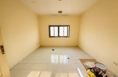 Apartment - 2 Bedrooms - 1 Bathroom for rent in SG Muwaileh Building - Muwaileh - Sharjah