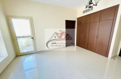 Apartment - 2 Bedrooms - 2 Bathrooms for rent in Muwaileh 29 Building - Muwaileh - Sharjah