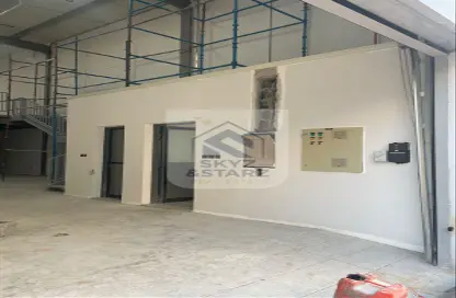 Warehouse - Studio - 1 Bathroom for rent in Dubai Investment Park (DIP) - Dubai