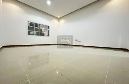 Apartment - 1 Bathroom for rent in Muroor Area - Abu Dhabi