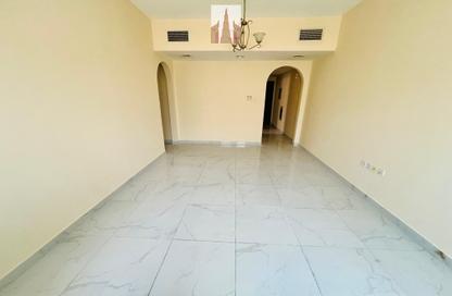 Apartment - 2 Bedrooms - 2 Bathrooms for rent in Muwaileh 29 Building - Muwaileh - Sharjah