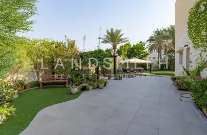 Villa - 4 Bedrooms - 5 Bathrooms for sale in Meadows 2 - Meadows - Dubai