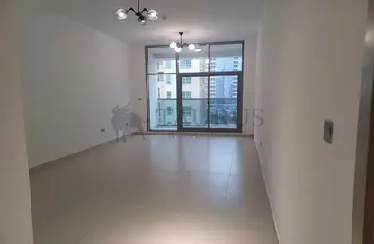 Apartment - 2 Bedrooms - 4 Bathrooms for sale in J One Building - Dubai Residence Complex - Dubai