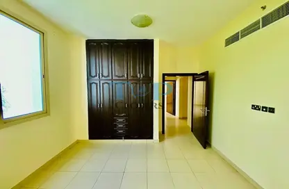 Apartment - 2 Bedrooms - 2 Bathrooms for rent in Hai Al Qalaa - Al Jaheli - Al Ain