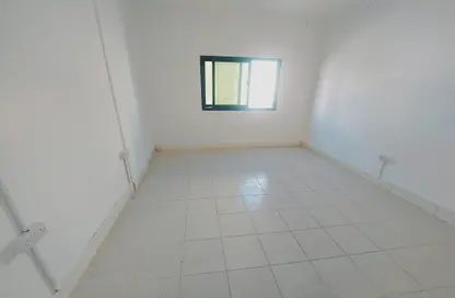 Apartment - 1 Bathroom for rent in Fire Station Road - Muwaileh - Sharjah