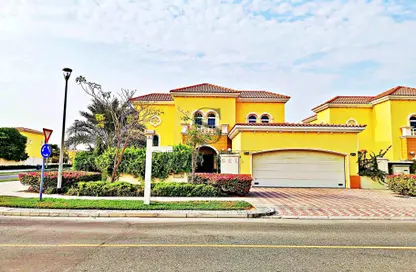 Villa - 5 Bedrooms - 5 Bathrooms for rent in Legacy - Jumeirah Park - Dubai