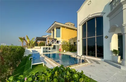 Villa - 5 Bedrooms - 6 Bathrooms for rent in Garden Homes Frond D - Garden Homes - Palm Jumeirah - Dubai