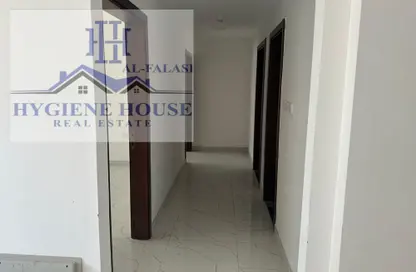 Apartment - 2 Bedrooms - 3 Bathrooms for rent in Al Mowaihat 1 - Al Mowaihat - Ajman