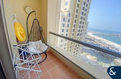 Apartment - 2 Bedrooms - 3 Bathrooms for sale in Rimal 3 - Rimal - Jumeirah Beach Residence - Dubai