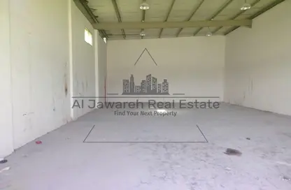 Warehouse - Studio - 1 Bathroom for rent in Old Industrial Area - Umm Al Quwain