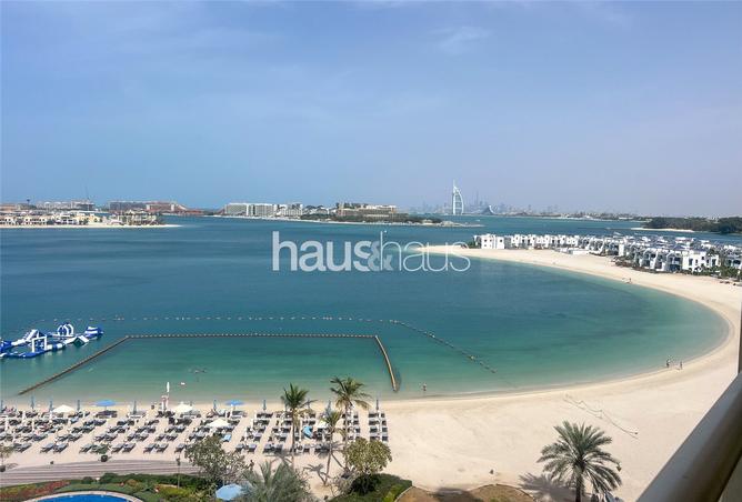 Apartment - 1 Bedroom - 2 Bathrooms for rent in Al Haseer - Shoreline Apartments - Palm Jumeirah - Dubai