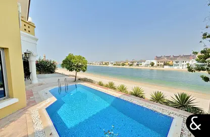 Villa - 4 Bedrooms - 5 Bathrooms for sale in Garden Homes Frond C - Garden Homes - Palm Jumeirah - Dubai