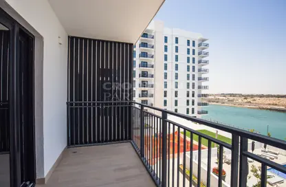 Apartment - 2 Bedrooms - 2 Bathrooms for rent in Waters Edge - Yas Island - Abu Dhabi