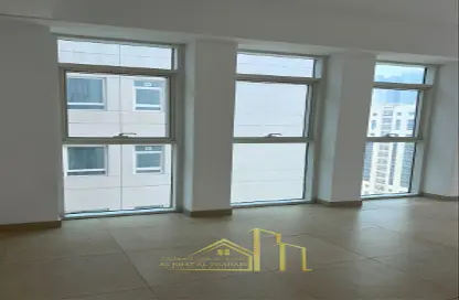 Apartment - 3 Bedrooms - 4 Bathrooms for rent in Al Taawun Street - Al Taawun - Sharjah