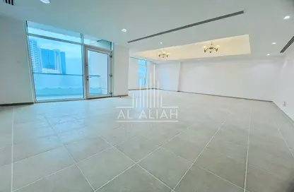 Apartment - 3 Bedrooms - 4 Bathrooms for rent in Al Jazeera Towers - Hamdan Street - Abu Dhabi