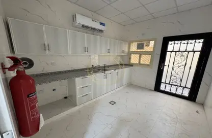 Apartment - 2 Bedrooms - 2 Bathrooms for rent in Al Meryal - Al Khabisi - Al Ain