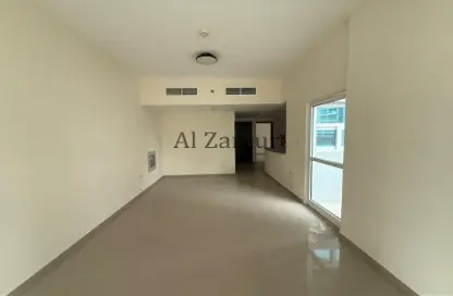 Apartment - 1 Bedroom - 2 Bathrooms for rent in UniEstate Sports Tower - Dubai Sports City - Dubai