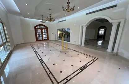 Villa - 5 Bedrooms - 5 Bathrooms for rent in Umm Suqeim 2 Villas - Umm Suqeim 2 - Umm Suqeim - Dubai