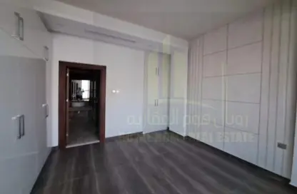 Apartment - 2 Bedrooms - 3 Bathrooms for rent in Al Jurf 1 - Al Jurf - Ajman Downtown - Ajman