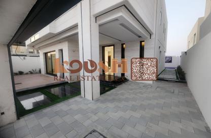 Villa - 5 Bedrooms - 7 Bathrooms for sale in Al Yasmeen 1 - Al Yasmeen - Ajman