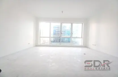 Apartment - 2 Bedrooms - 3 Bathrooms for rent in Liwa Centre Tower 1 - Liwa Centre Towers - Hamdan Street - Abu Dhabi