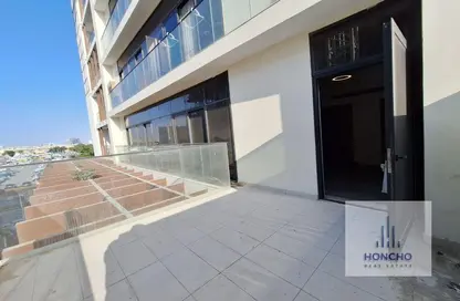 Apartment - 1 Bedroom - 2 Bathrooms for rent in Saleh Residence 3 - Jumeirah Garden City - Al Satwa - Dubai