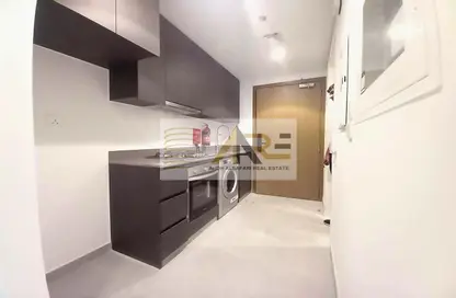 Apartment - 1 Bathroom for rent in Tiraz 2 - Aljada - Sharjah