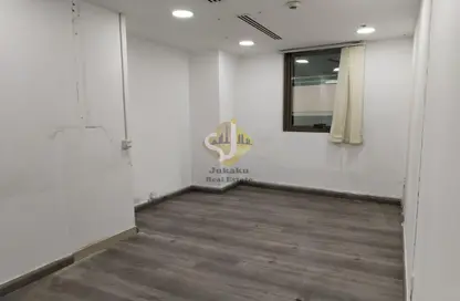 Office Space - Studio - 1 Bathroom for rent in Baniyas Tower - Al Rigga - Deira - Dubai
