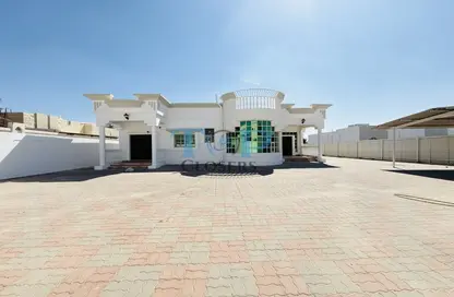 Villa - 4 Bedrooms - 6 Bathrooms for rent in Wadi Al Shami - Al Towayya - Al Ain