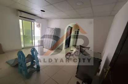 Apartment - 1 Bedroom - 1 Bathroom for rent in Ajman Corniche Residences - Ajman Corniche Road - Ajman