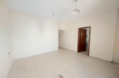 Apartment - 1 Bathroom for rent in Al Butina B - Al Butina - Sharjah