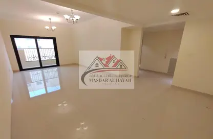 Apartment - 2 Bedrooms - 3 Bathrooms for rent in Muwaileh 29 Building - Muwaileh - Sharjah