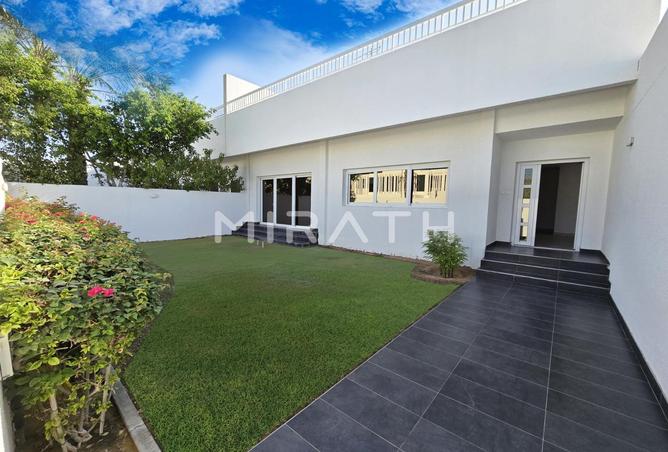 Villa - 3 Bedrooms - 3 Bathrooms for rent in Umm Suqeim 2 Villas - Umm Suqeim 2 - Umm Suqeim - Dubai