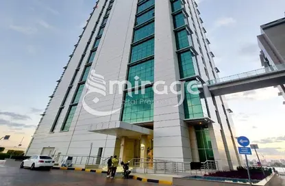 Apartment - 1 Bedroom - 2 Bathrooms for sale in RAK Tower - Marina Square - Al Reem Island - Abu Dhabi